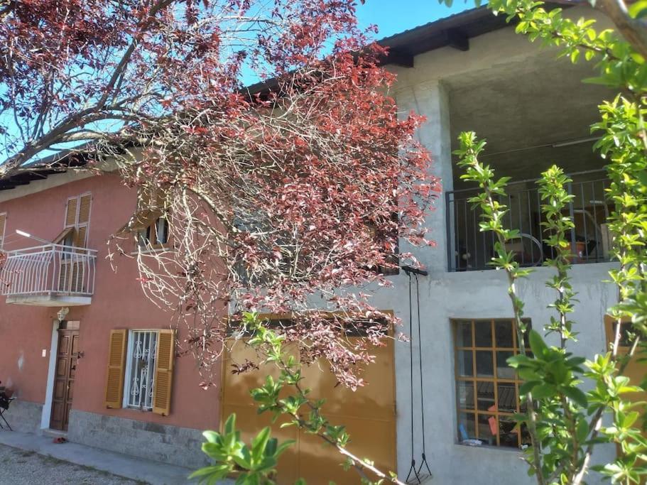 Holiday home La Casa Rossa -dimora Di Campagna Montechiaro D'acqui